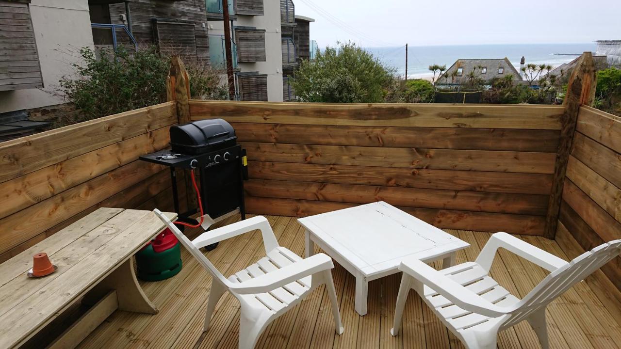 Surf Lookout - King Size En-Suite With Sea Views New Quay Kültér fotó