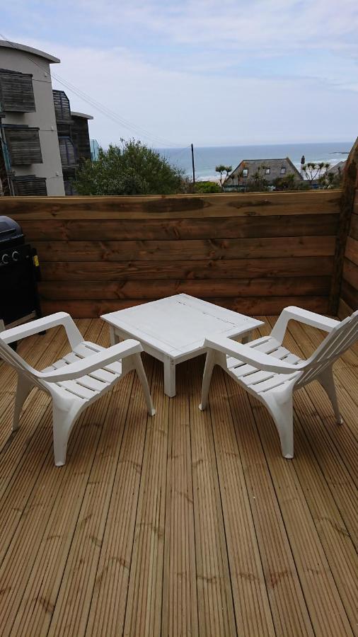 Surf Lookout - King Size En-Suite With Sea Views New Quay Kültér fotó